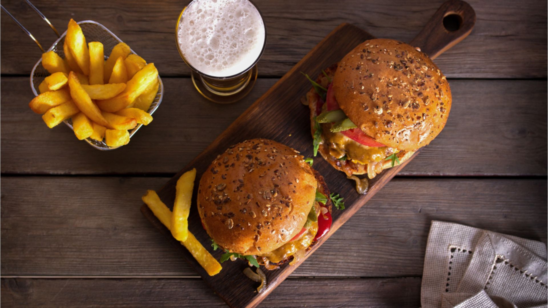 The Garrison Bar & Grill Burgers delivery in Egkomi Lefkosias Order